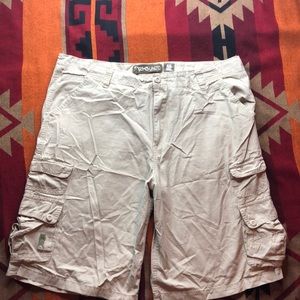 Eckō Unltd Cargo Shorts